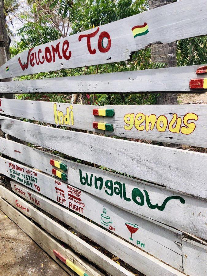 Indigenous Bungalow غيلي تراوانغان المظهر الخارجي الصورة