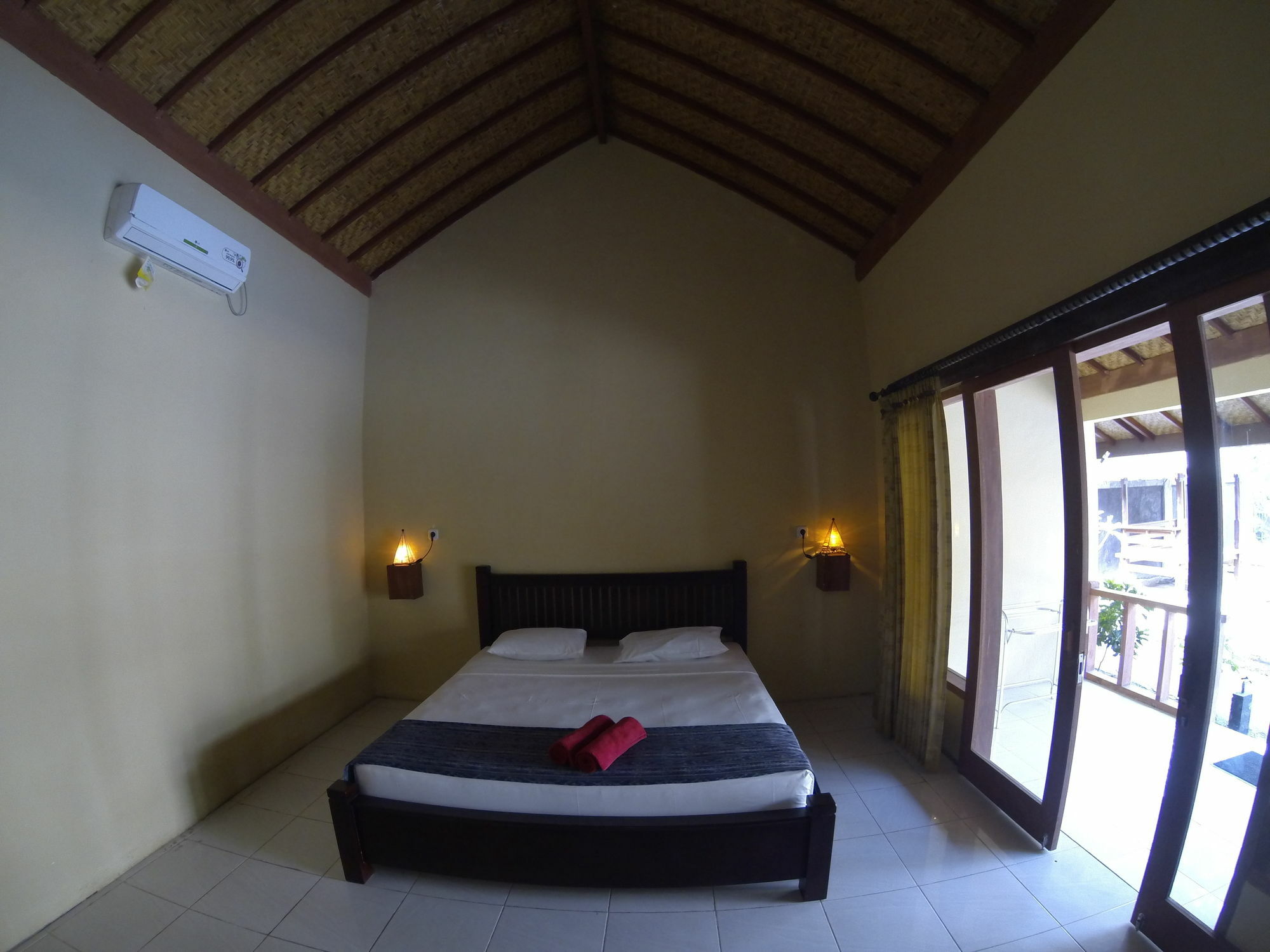 Indigenous Bungalow غيلي تراوانغان المظهر الخارجي الصورة