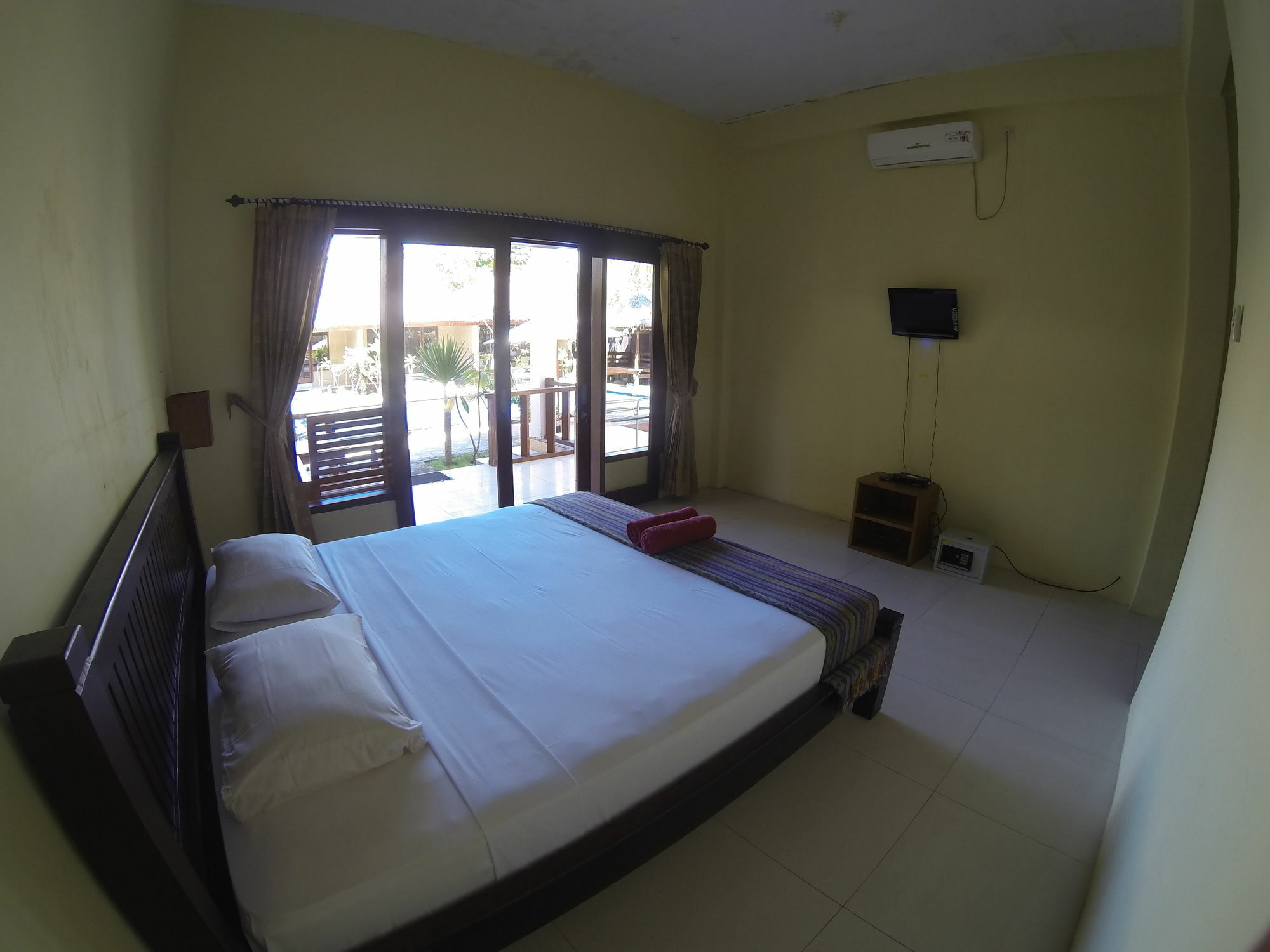 Indigenous Bungalow غيلي تراوانغان المظهر الخارجي الصورة